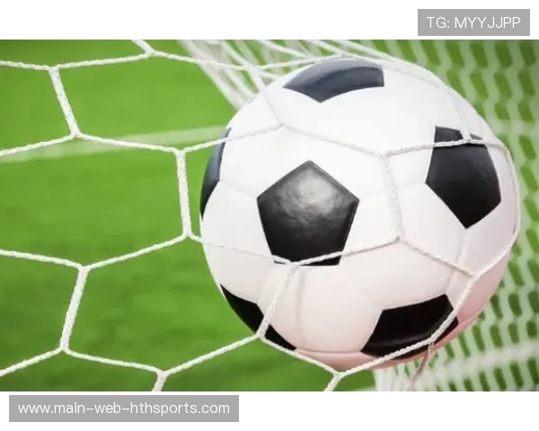 现代足球中边锋内切与套上边后卫的联动战术设计