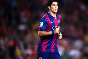 华体会官方网站-CBA赛场激情四射点燃观众热情，cba精彩片段